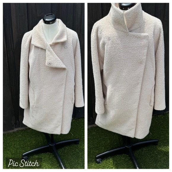 Trina Turk Cream Madison Textured Wedge Coat size 6 - Picture 1 of 14